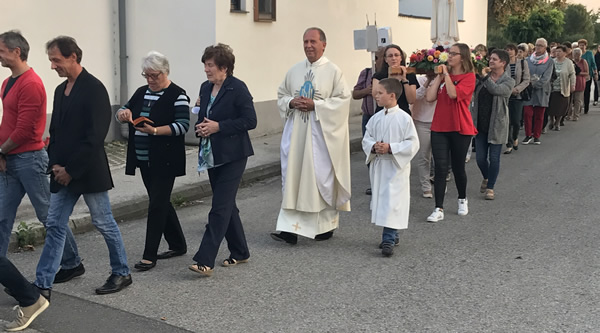 Mariägeburt Prozession