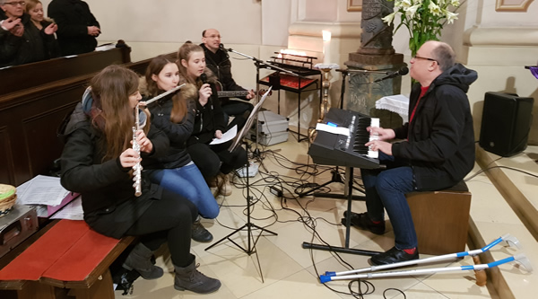 Jugendmesse mit p. Karl Wallner