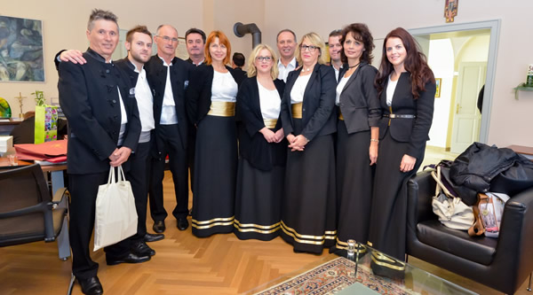 Klape „Zvonimir“ i „Mažurana“ u crikvi