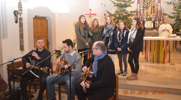 Jugendmesse mit Bischof und Firmlingen in Oslip
