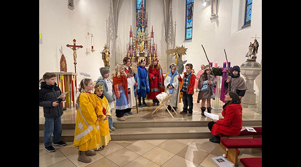 Familienmesse mit Krippenspiel